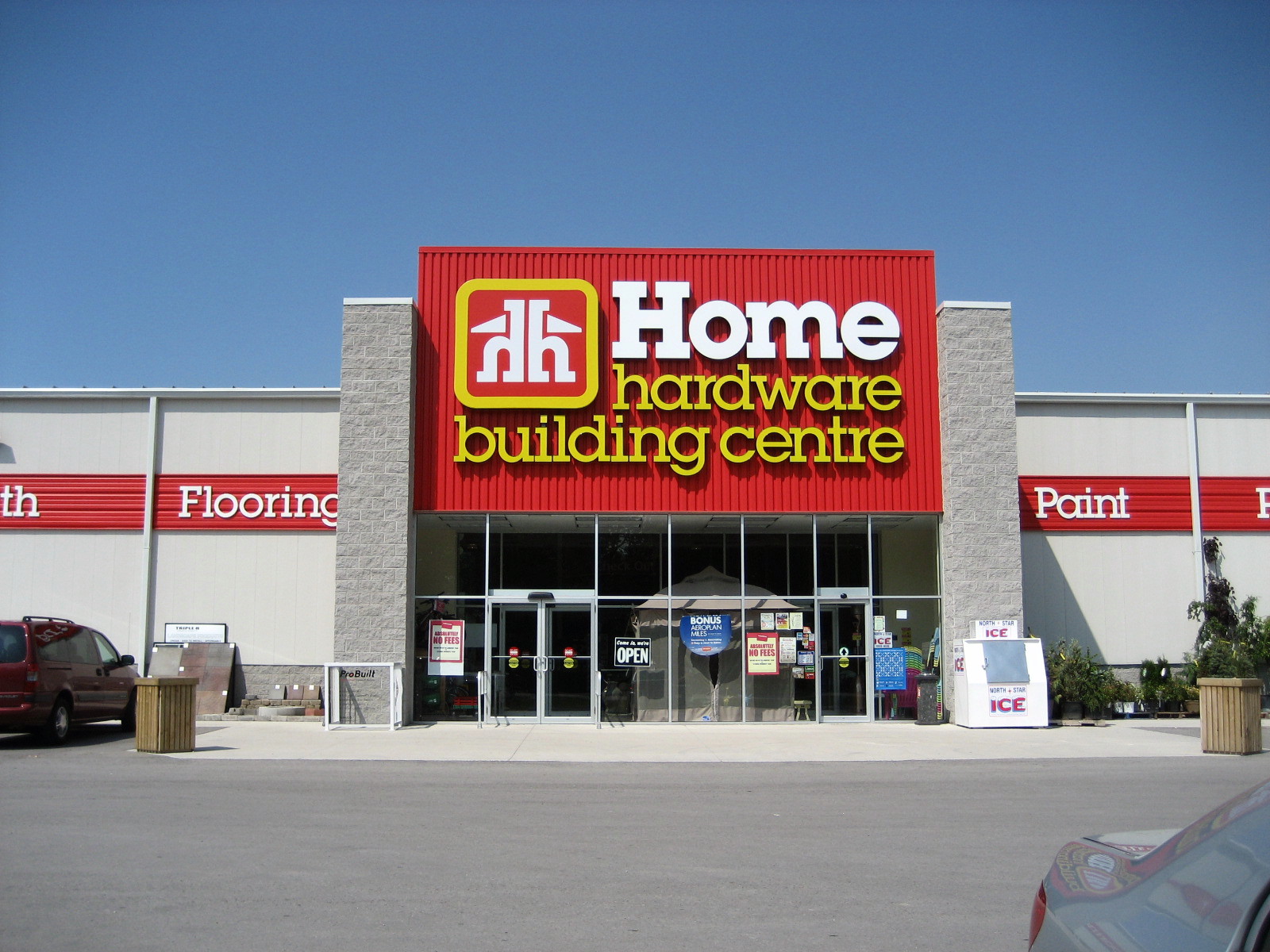 Canadian hardware clearance stores